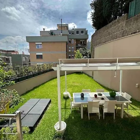 Enchanting Garden Retreat Rome Exterior photo