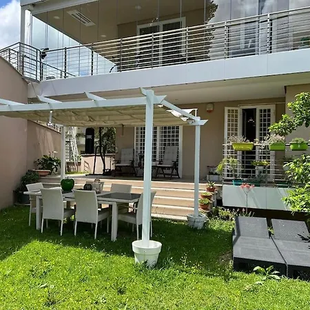 Enchanting Garden Retreat Rome Exterior photo